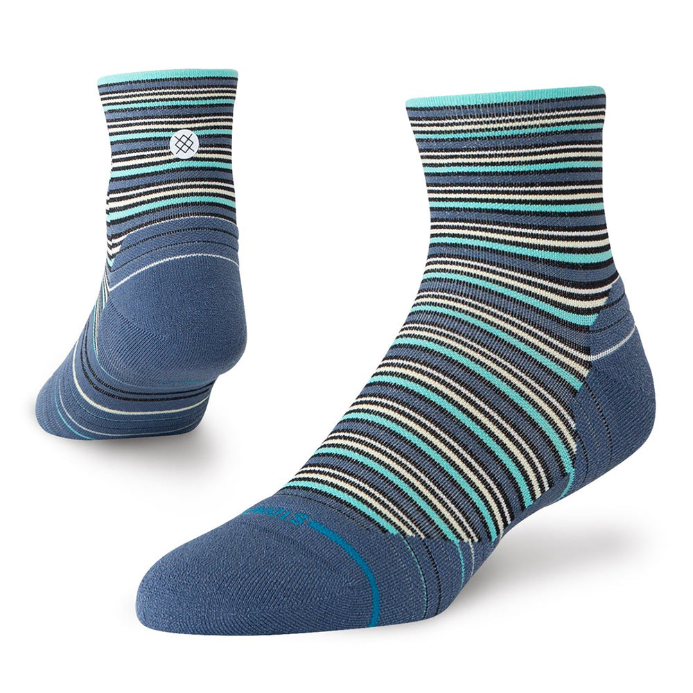 Stance Run Light Cushion Quarter Socks - BlackToe Running#colour_sea-blue-stripe