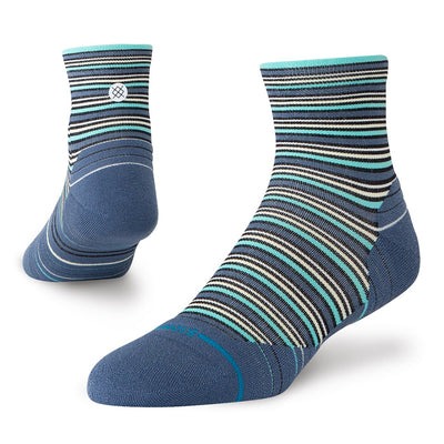 Stance Run Light Cushion Quarter Socks - BlackToe Running#colour_sea-blue-stripe