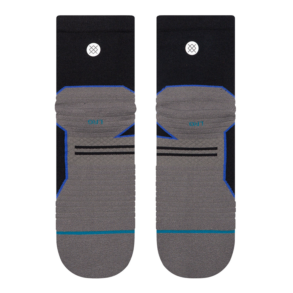 Stance Contrast Seam Light Cushion Quarter Socks - BlackToe Running#colour_black