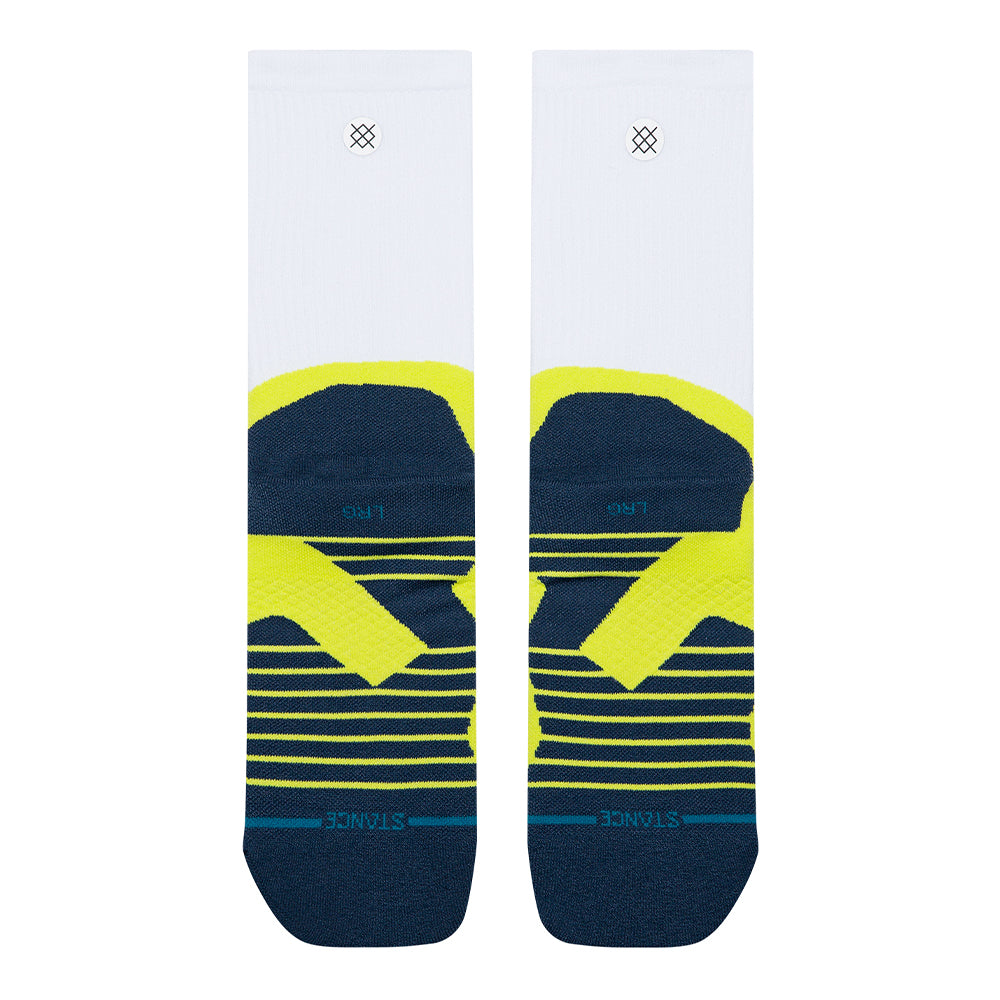 Stance Pace Light Cushion Crew Socks - BlackToe Running#colour_volt