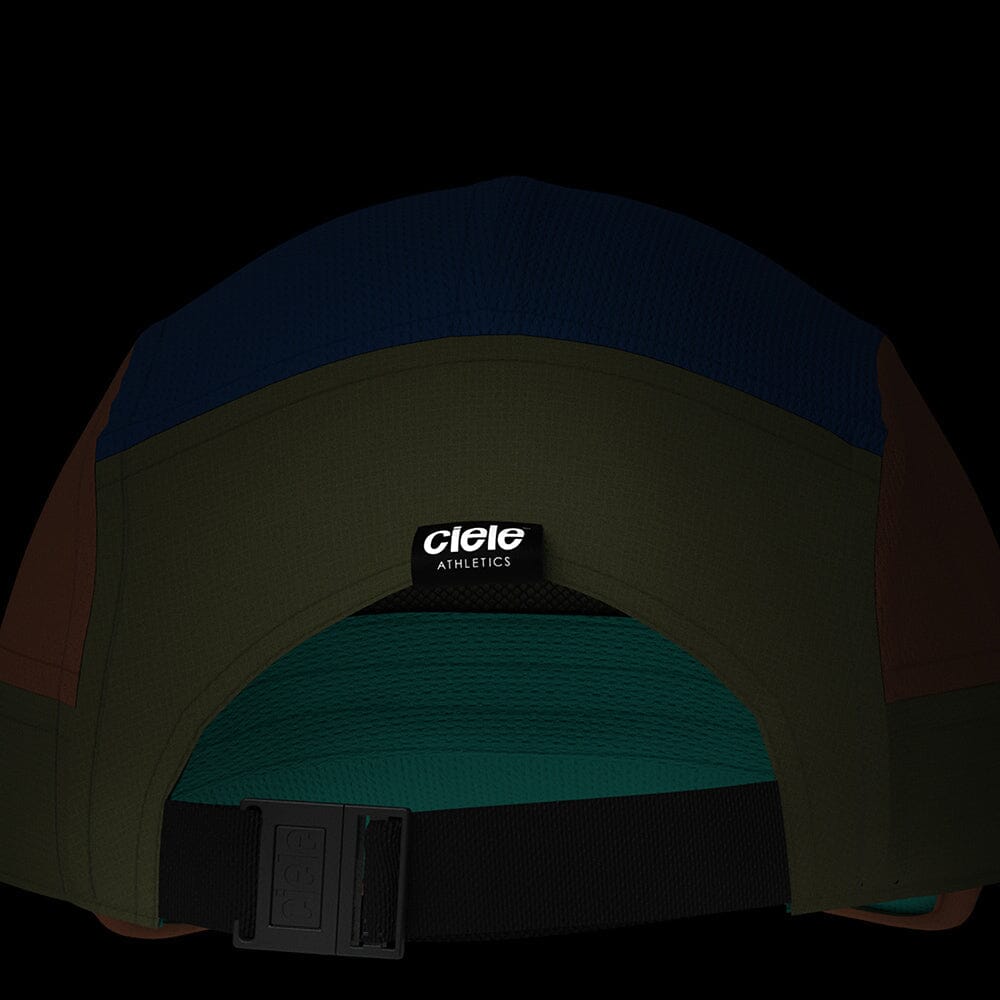 Ciele GOCap SC - Iconic Pyramid - BlackToe Running#colour_estrie