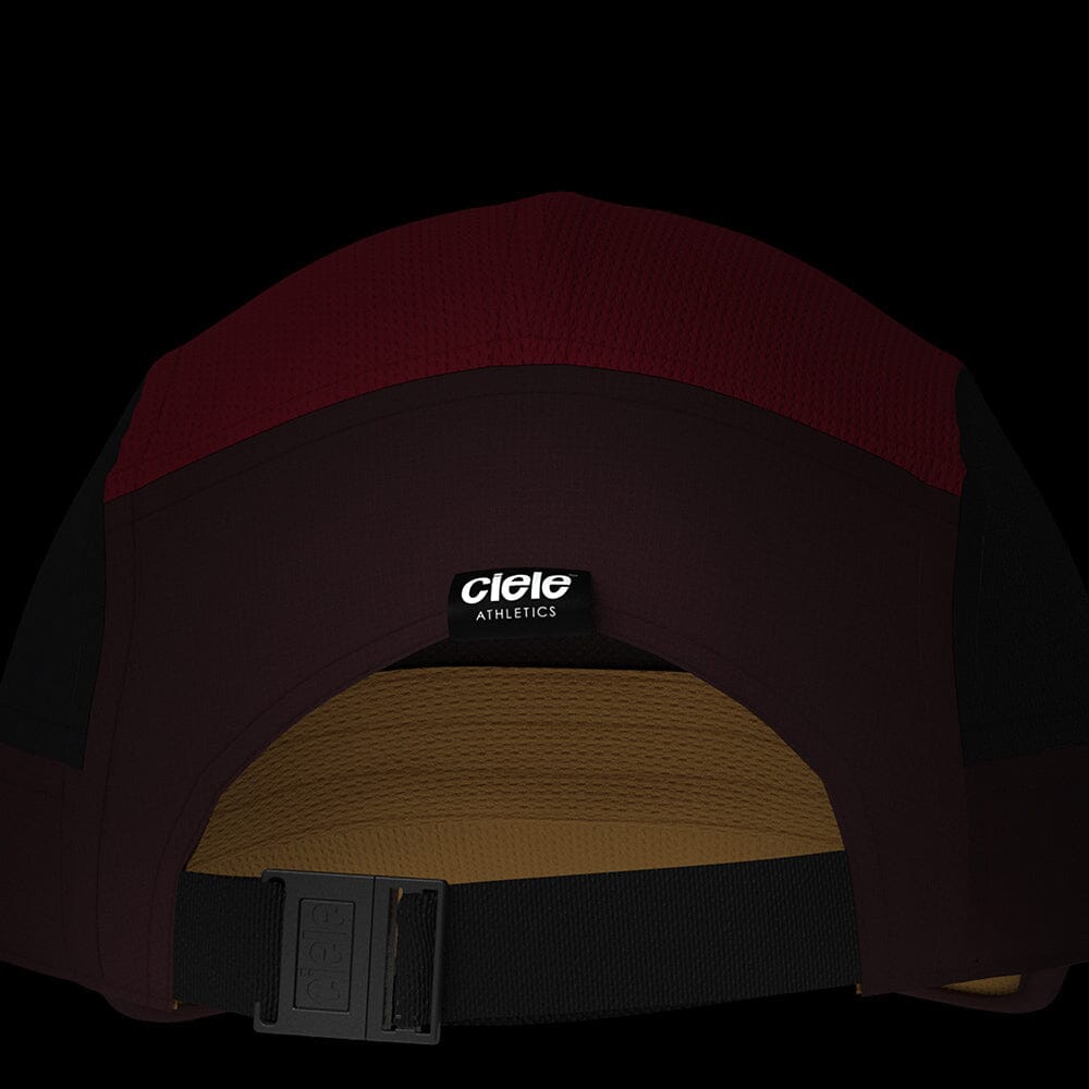 Ciele GOCap SC - Iconic Pyramid - BlackToe Running#colour_strand