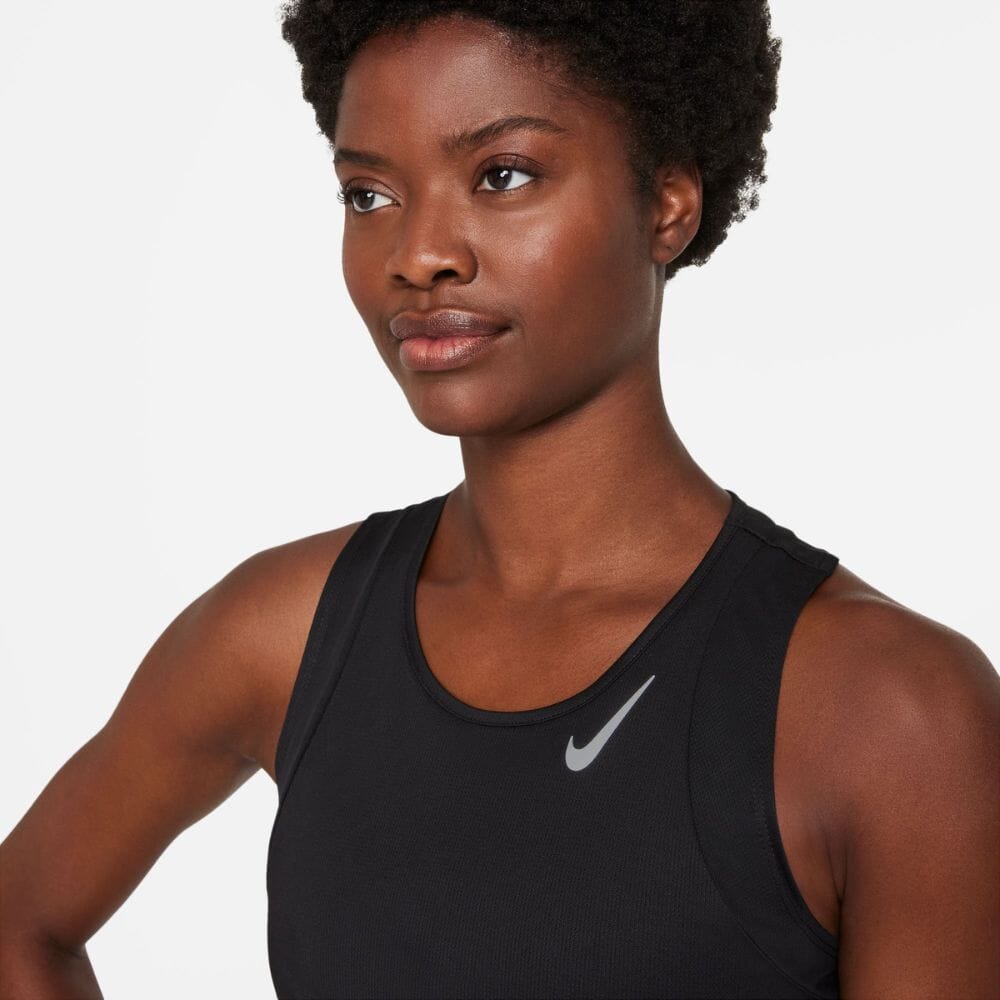 Nike Women's Dri-FIT Race Crop Women's Tops - BlackToe Running#colour_black-reflective-silver