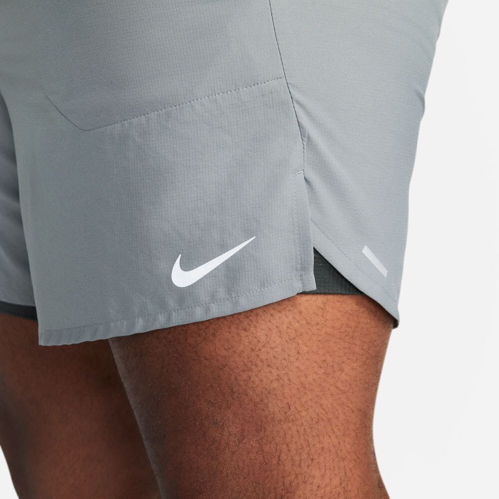 Nike Men's Dri-FIT Stride 7" 2-In-1 Running Shorts - BlackToe Running#colour_grey-reflective-silver