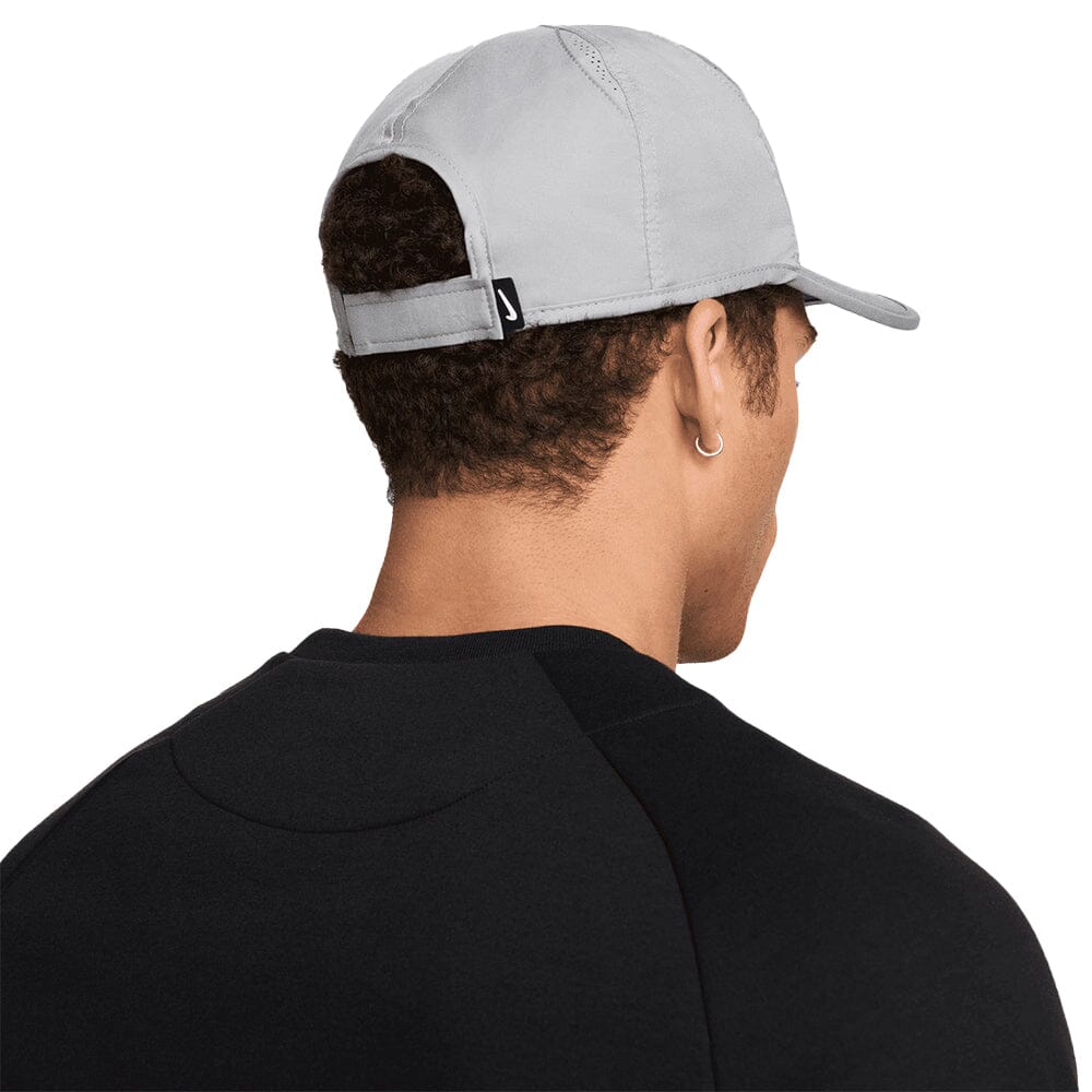 Nike Dri-FIT Club Unstructured Featherlight Cap - BlackToe Running#colour_particle-grey