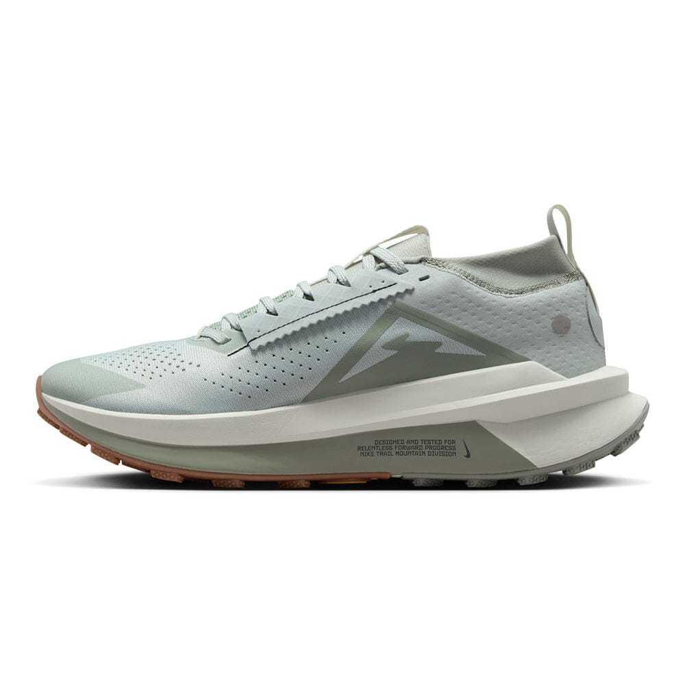 Nike Men's Zegama Trail 2 Trail Running Shoes - BlackToe Running#colour_light-silver-jade-horizon-sea-glass