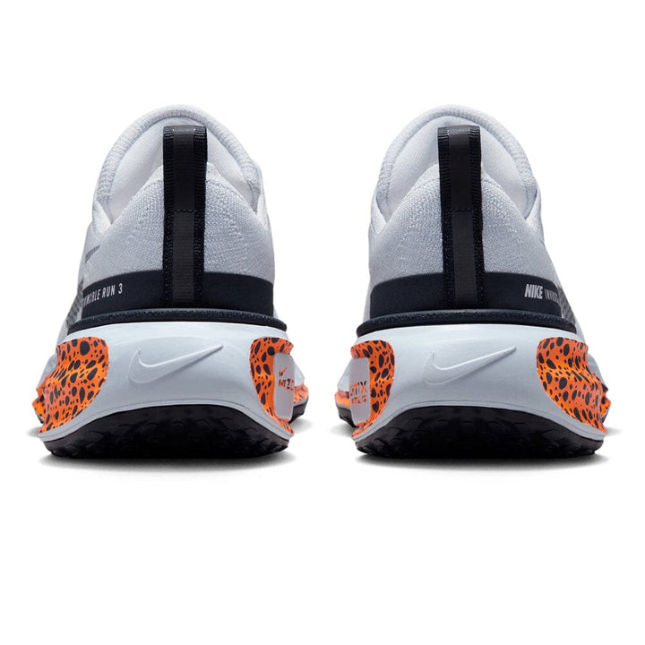 Nike Women's Invincible 3 - Electric – BlackToe Running Inc.