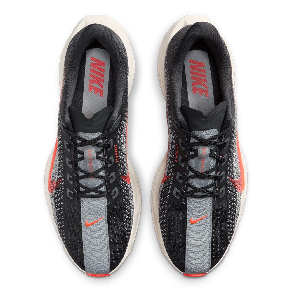Nike Men's Pegasus Plus - BlackToe Running#colour_anthracite-bright-crimson