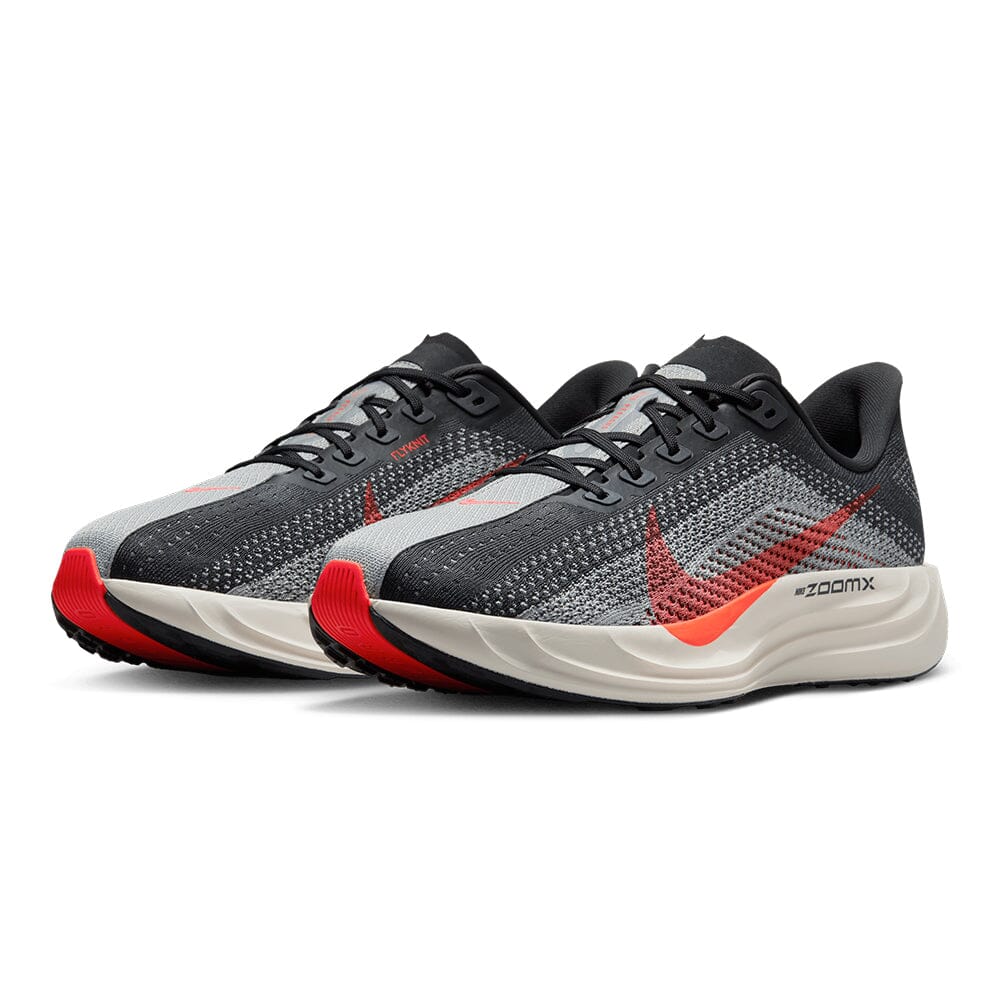 Nike Men's Pegasus Plus - BlackToe Running#colour_anthracite-bright-crimson