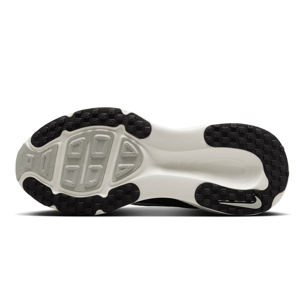 Nike Women's Vomero 18 - BlackToe Running#colour_black-summit-white