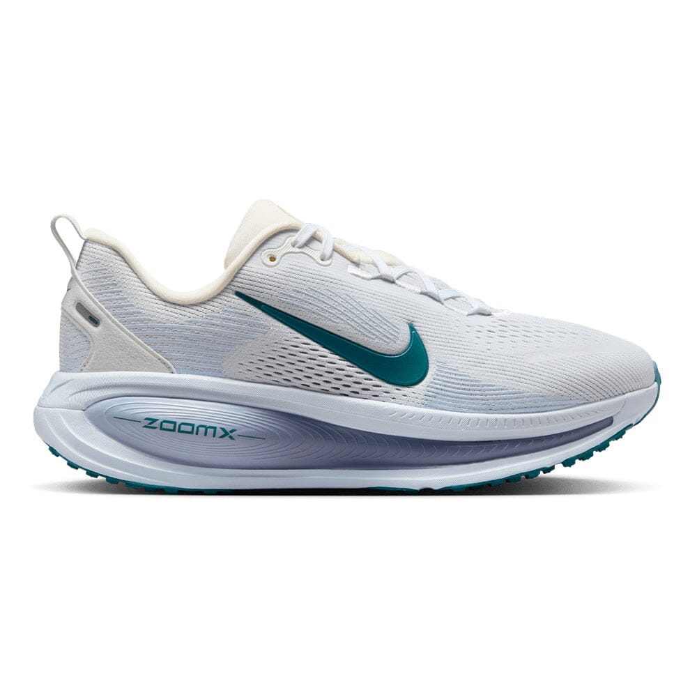 Nike Women's Vomero 18 - BlackToe Running#colour_summit-white-blue-tint