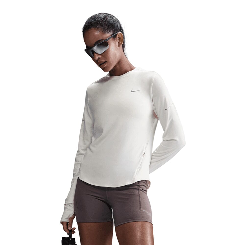 Nike Women's Dri-FIT Swift UV Long-Sleeve Crew-Neck Running Top - BlackToe Running#colour_sail