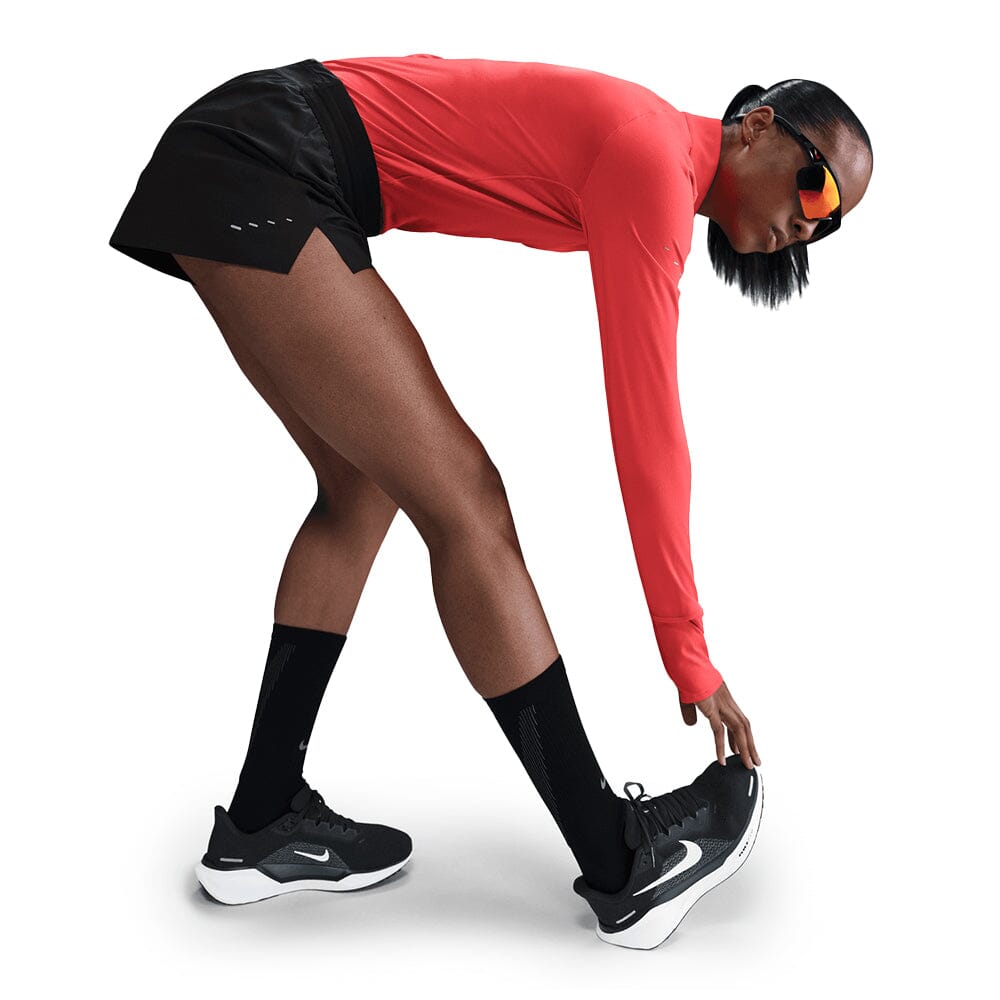 Nike Women's Swift Dri-FIT Mid-Rise 2.5" Brief-Lined Running Shorts - BlackToe Running#colour_black