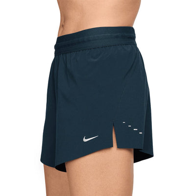 Nike Women's Swift Dri-FIT Mid-Rise 2.5" Brief-Lined Running Shorts - BlackToe Running#colour_armory-navy