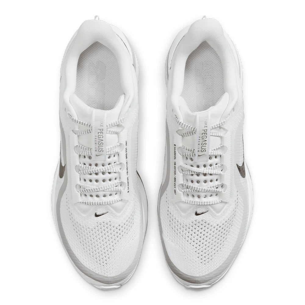 Nike Men's Pegasus Premium - BlackToe Running#colour_white-metallic-silver