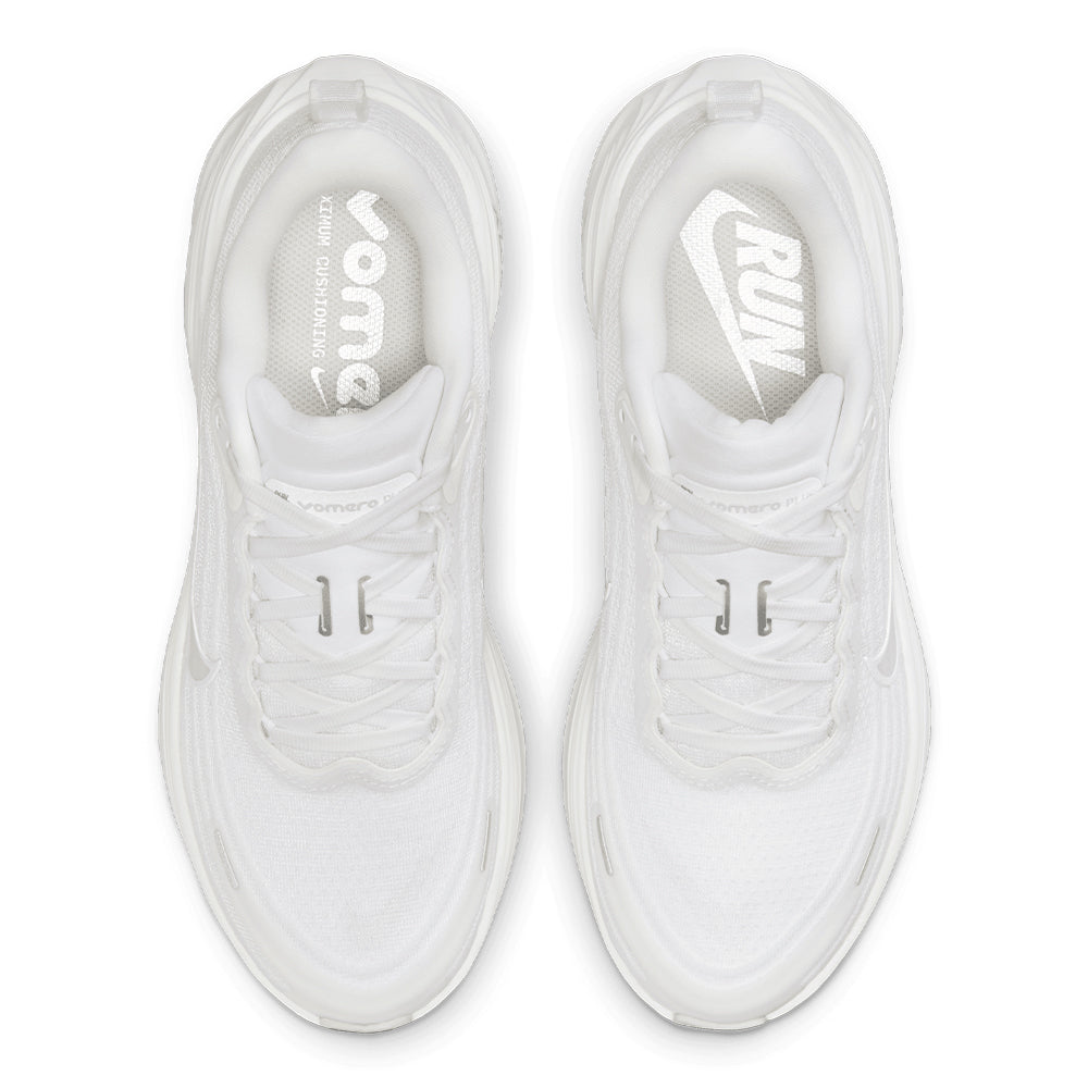 Nike Women's Vomero Plus - BlackToe Running#colour_white-summit-white
