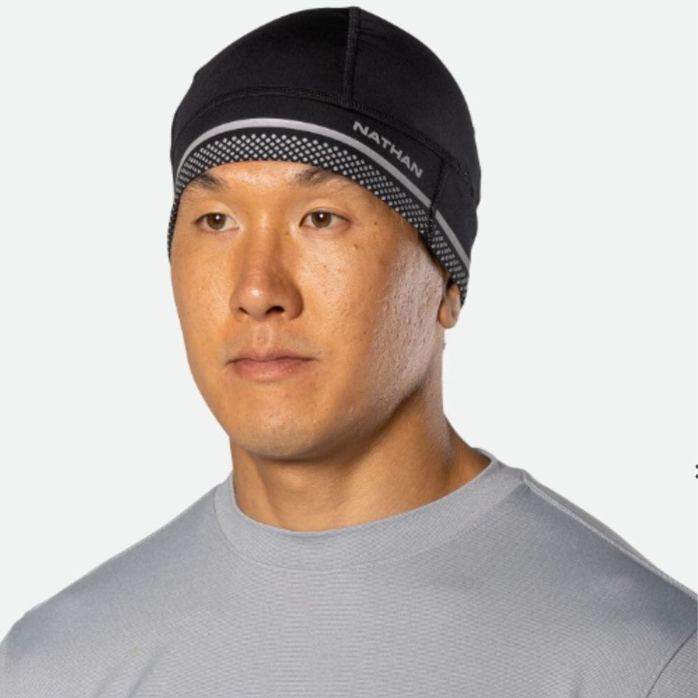 Nathan Hypernight Reflective Beanie - BlackToe running#colour_black