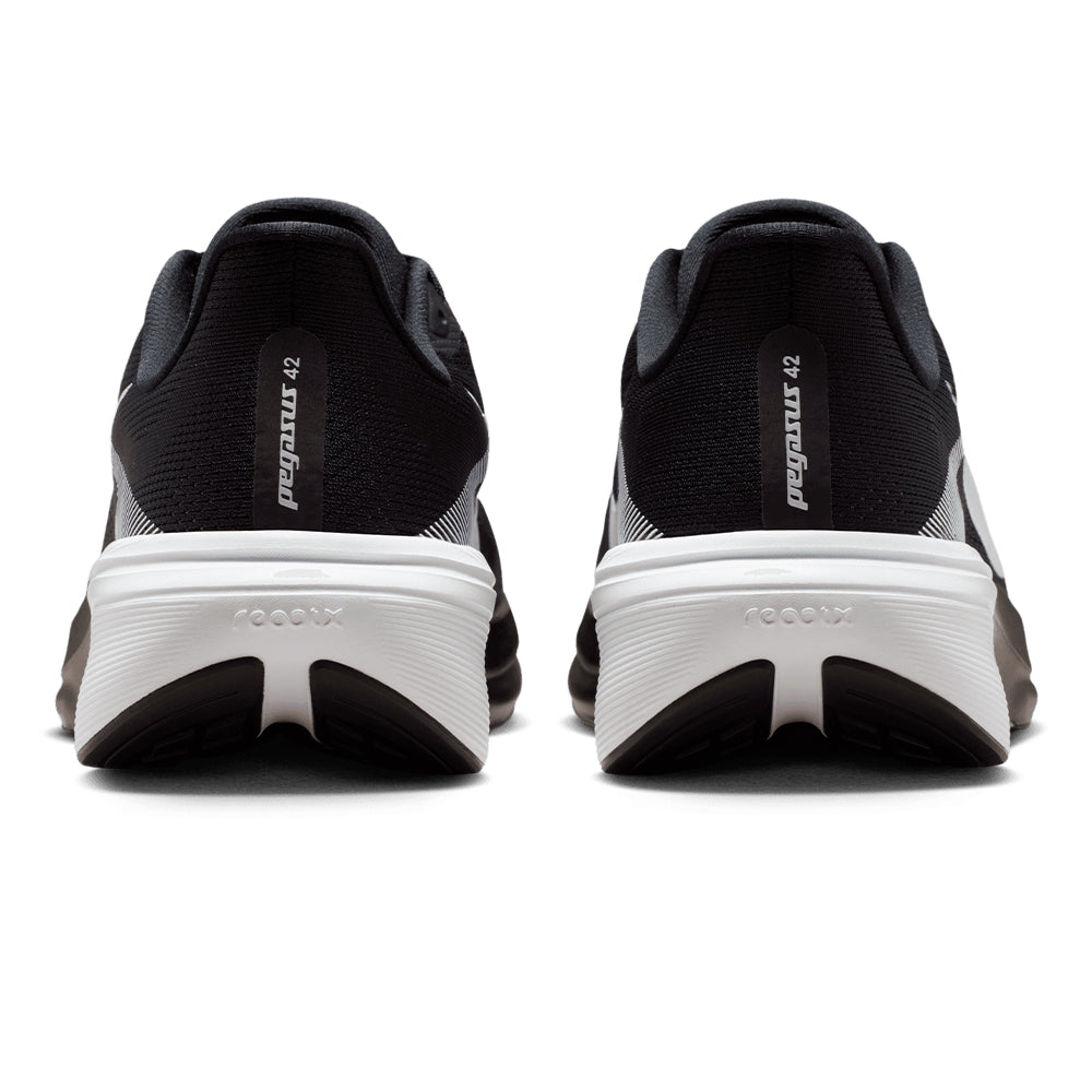 Nike Men's Pegasus 42 - BlackToe Running