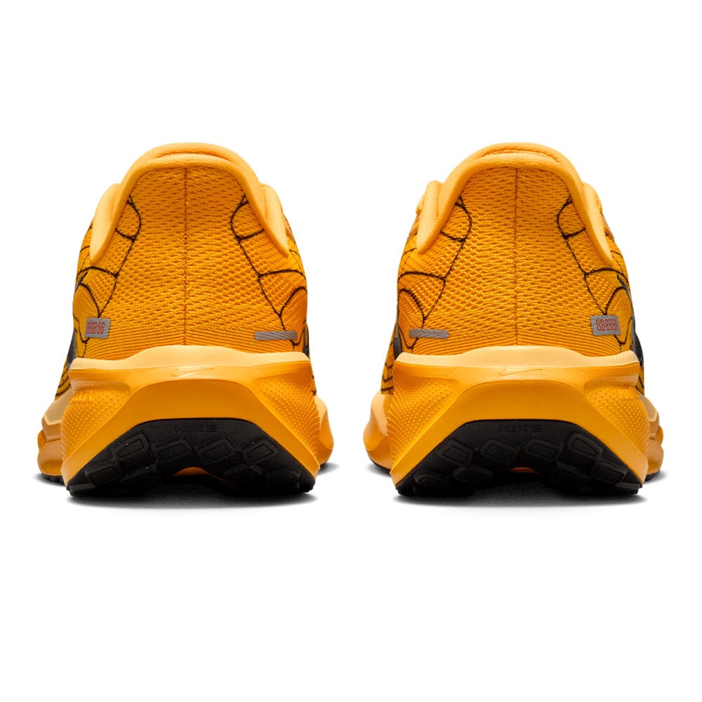 Nike Men's Pegasus 41 LV8 - BlackToe Running#colour_university-gold-black