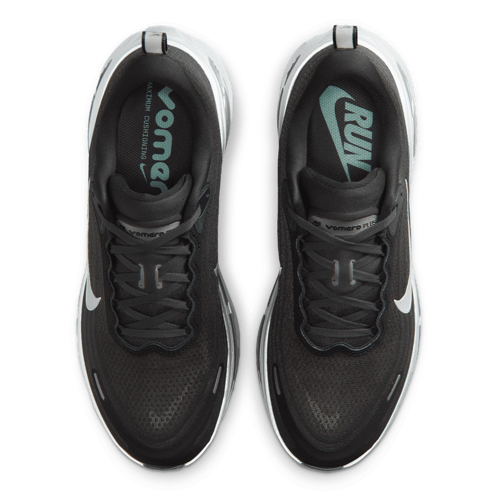 Nike Men's Vomero Plus - BlackToe Running#colour_anthracite-silver-cannon