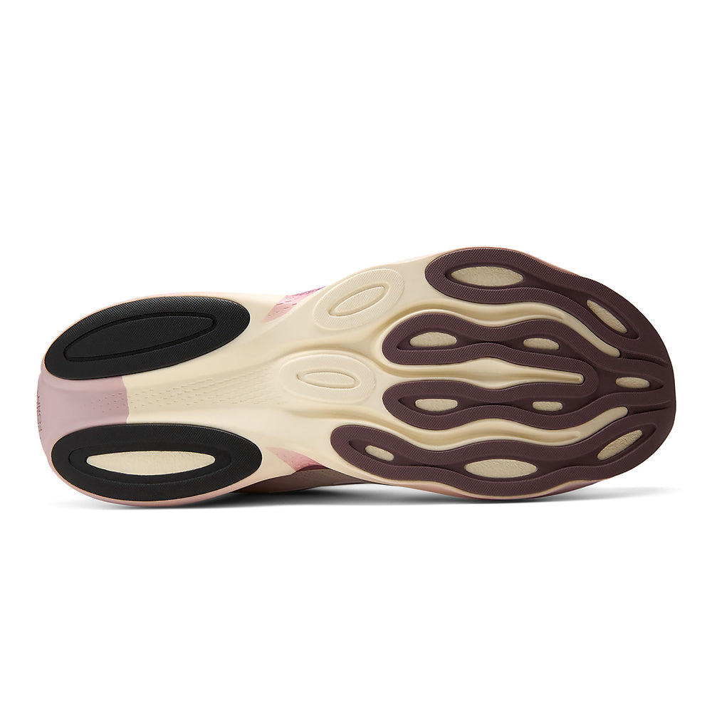 New Balance Men's Ellipse x Gabby Thomas - BlackToe Running#colour_lone-star-grey-stone-pink