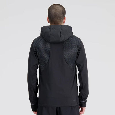 New Balance Men's Impact Run Luminous Heat Jacket - BlackToe Running#colour_black