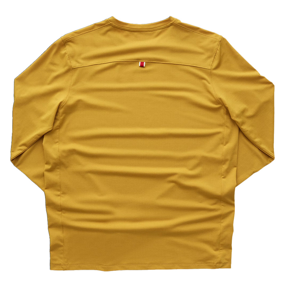 Tracksmith Men's Session Long Sleeve - BlackToe Running#colour_narcissus