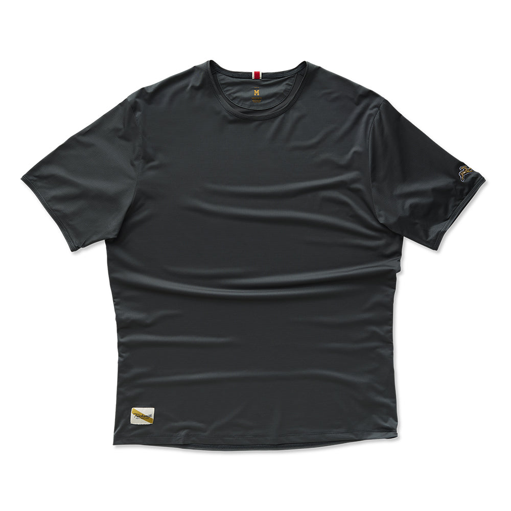 Tracksmith Men's Twilight Tee - BlackToe Running#colour_urban