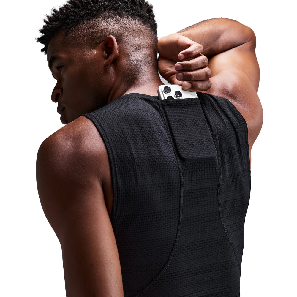 Bandit Running Men's AirKnit Distance Sleeveless Zip - BlackToe Running#colour_black