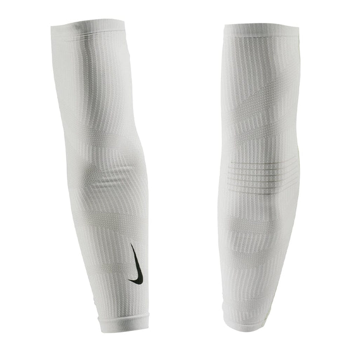 Nike Zoned Knit Arm Sleeves – BlackToe Running Inc.