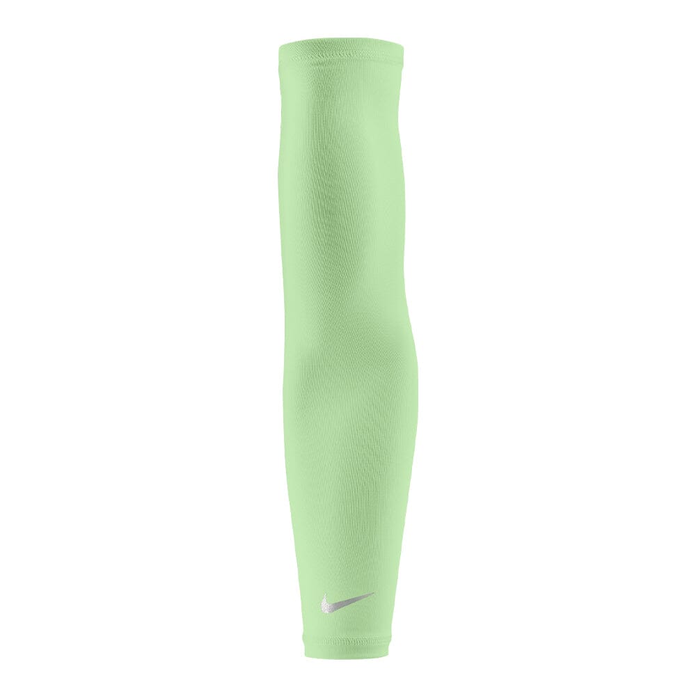 Nike Lightweight Sleeves 2.0 Arm Sleeves - BlackToe Running - Small/Medium#colour_vapor-green-silver