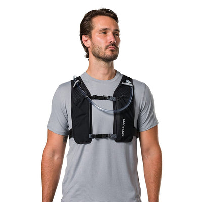Nathan QuickStart 3.0 6 Liter Hydration Pack - BlackToe Running#colour_black-reflective-silver