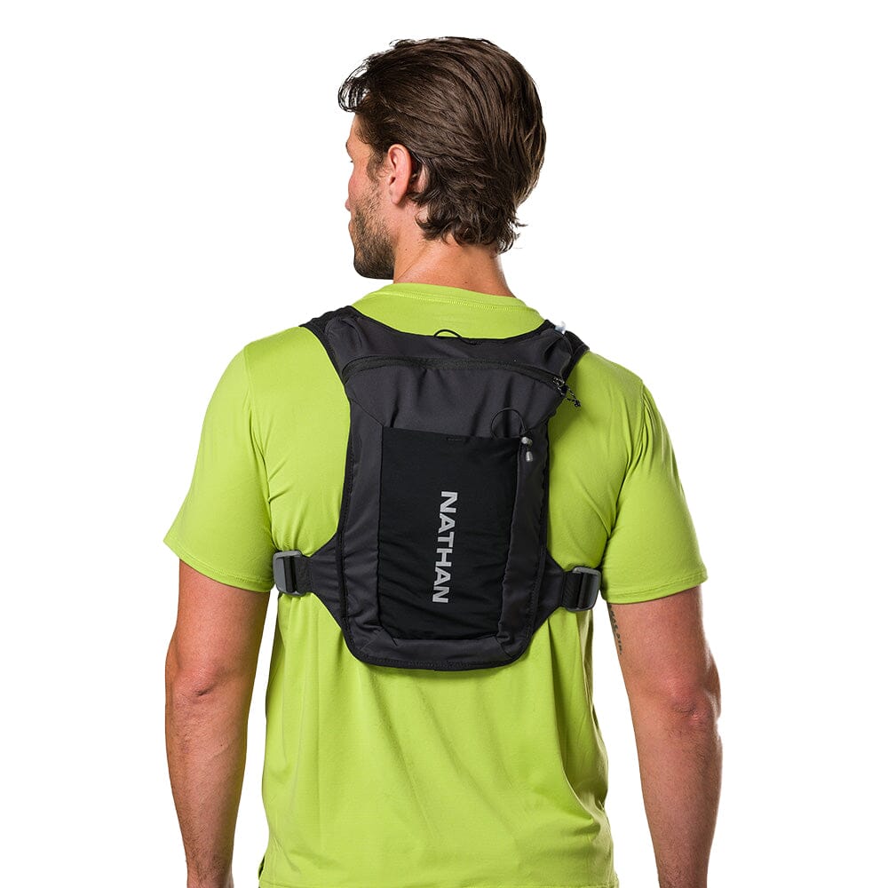 Nathan QuickStart 3.0 4 Liter Hydration Pack - BlackToe Running