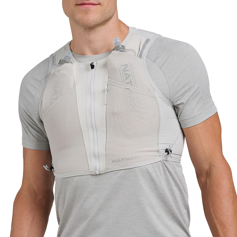 Nathan AeroZip 1 Liter Hydration Vest - BlackToe Running