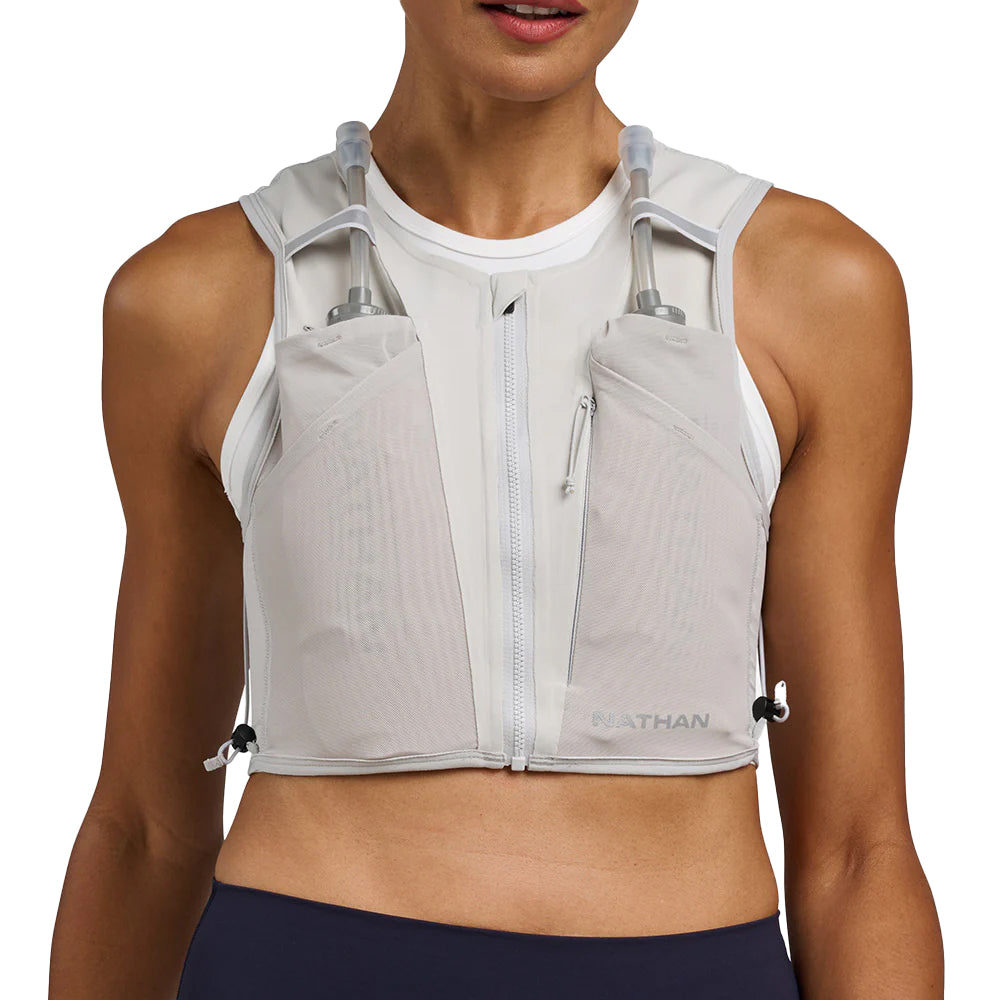 Nathan Women's AeroZip 1 Liter Hydration Vest - BlackToe Running