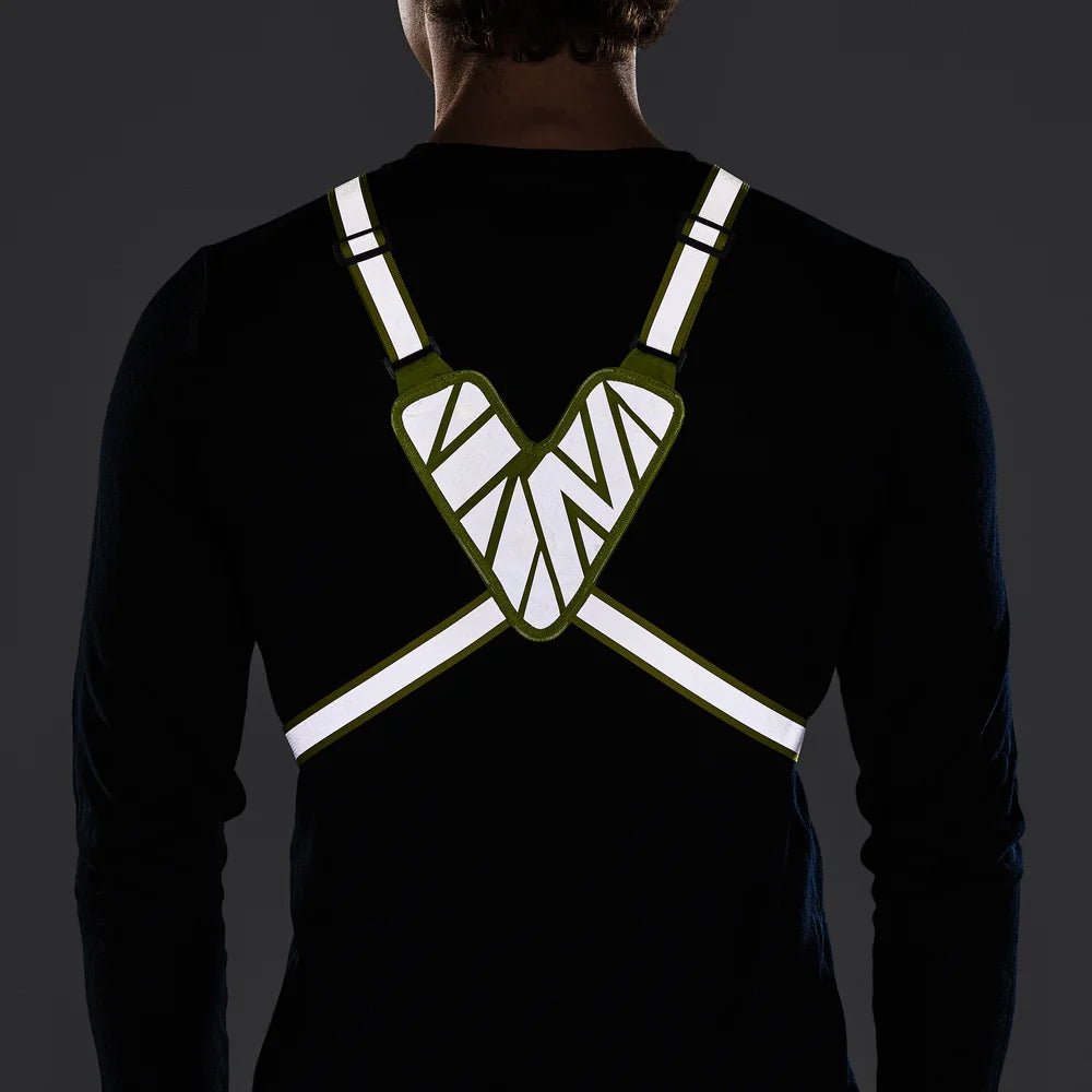 Nathan HexLite Reflective Safety Vest - BlackToe Running