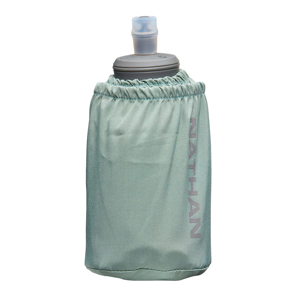 Nathan Pinnacle Soft Flask Handheld 18oz - BlackToe Running#colour_sage-green-reflective-silver