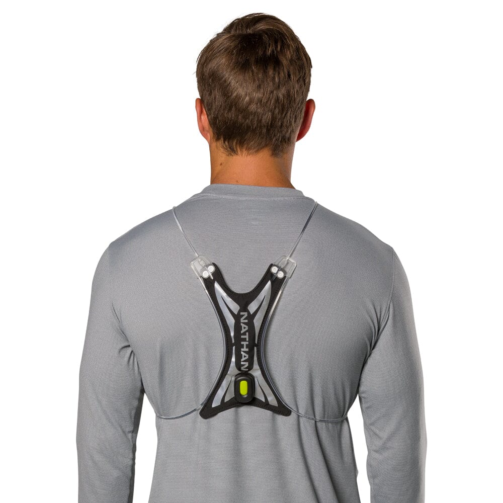 Nathan Hypernight Laser Light Vest - BlackToe Running#colour_black