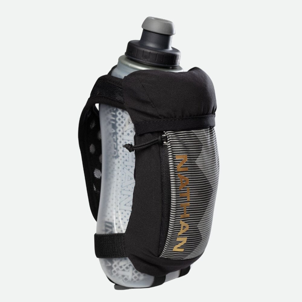 Nathan QuickSqueeze 18oz Insulated Handheld - BlackToe Running#colour_black-gold