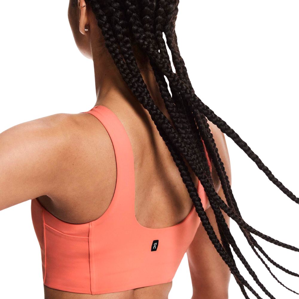 On Women's Core 2-In-1 Crop - BlackToe Running#colour_reef