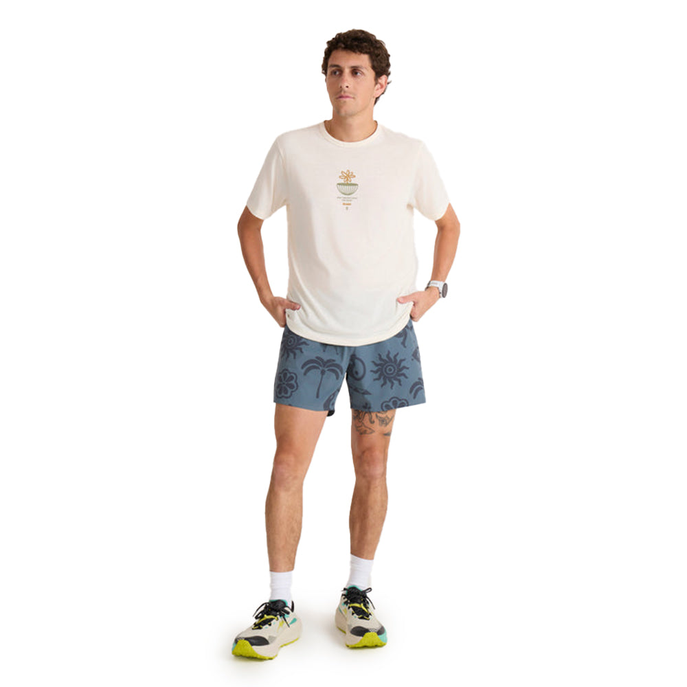 Roark Men's Mathis Active Graphic Tee - BlackToe Running#colour_unbleached