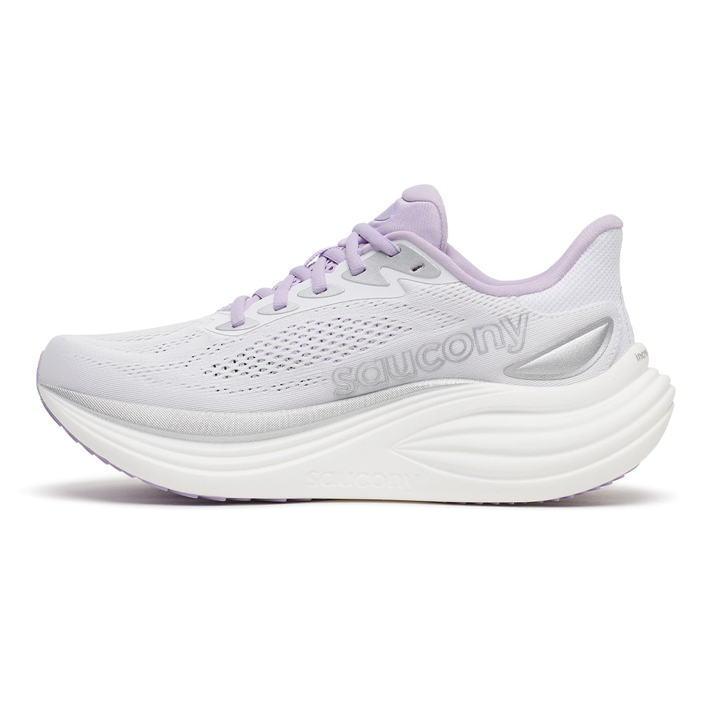 Saucony Women’s Triumph 24 - BlackToe Running