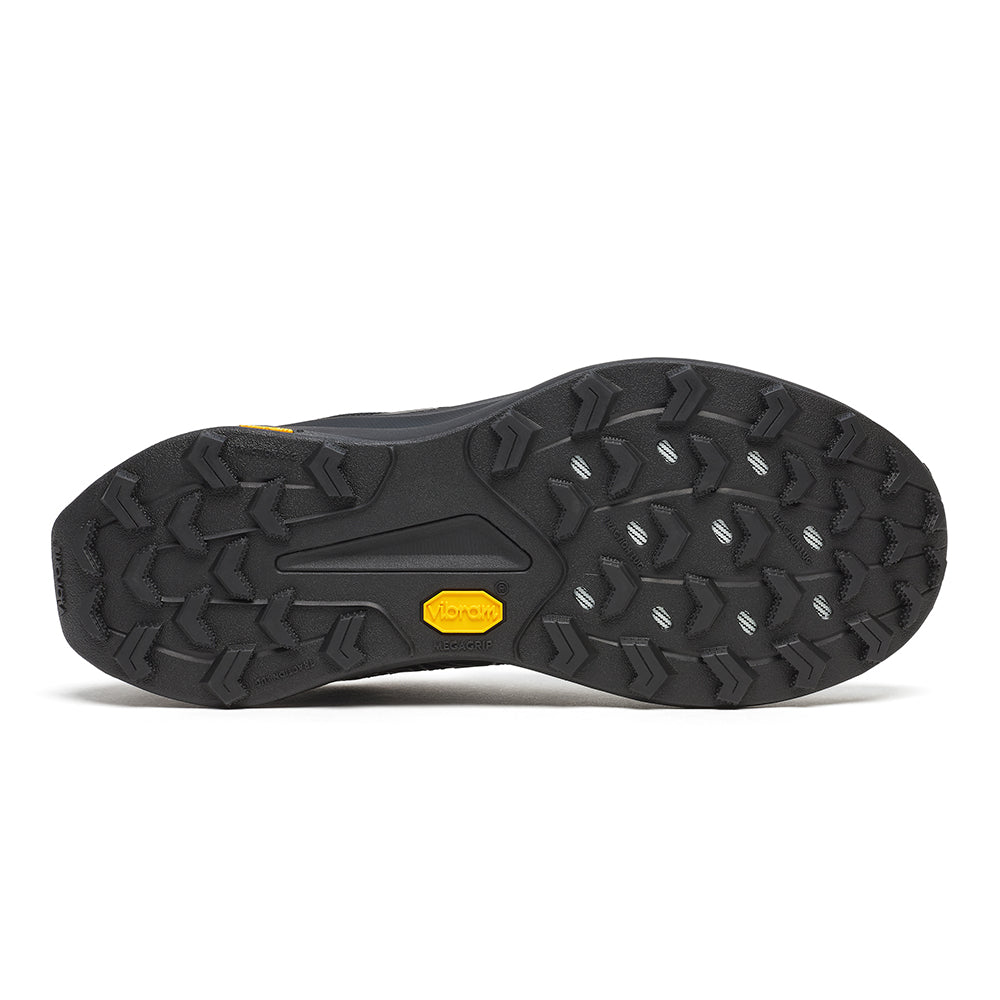 Saucony Men's Peregrine 16 GTX - BlackToe Running