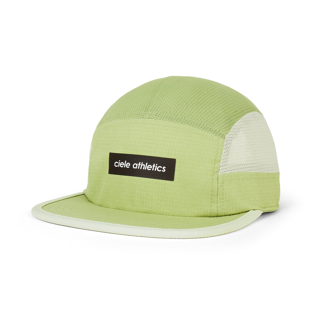 Ciele GOCap Field Iconic Bar - BlackToe Running#colour_tarragon-fava