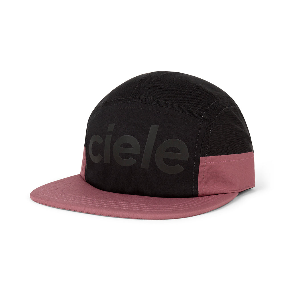 Ciele GOCap Comp Century - BlackToe Running#colour_black-penny