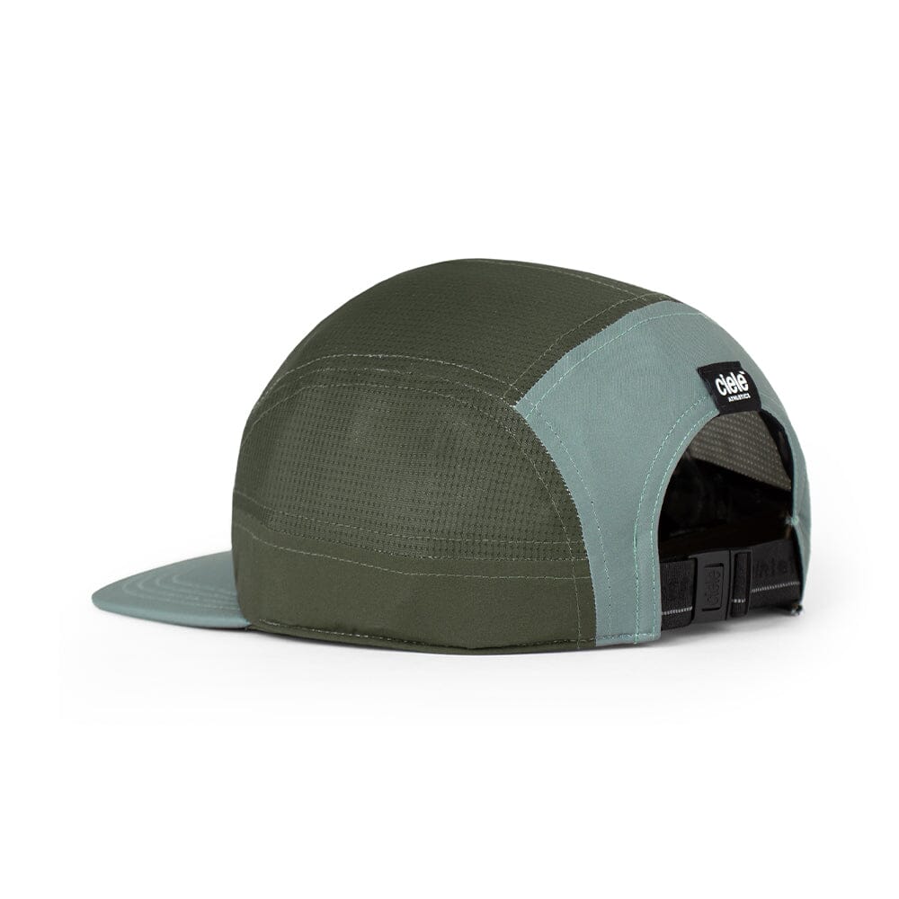 Ciele GOCap Comp Century - BlackToe Running#colour_silver-pine-seaweed