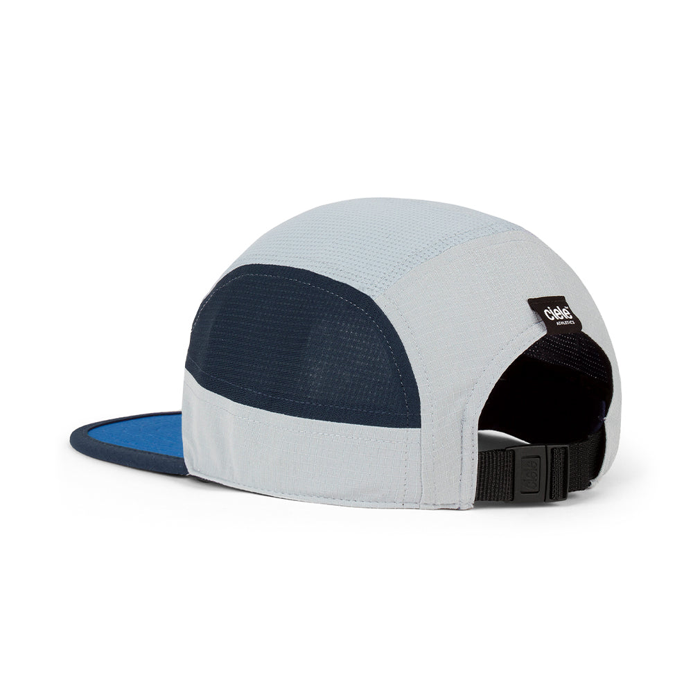 Ciele GOCap Field Iconic Bar - BlackToe Running#colour_quarry-deep-space