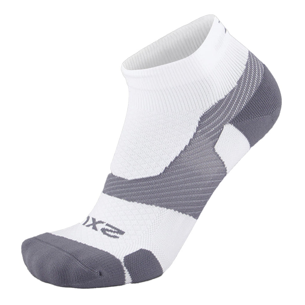 2XU Vectr Light Cushion 1/4 Crew Compression Socks - BlackToe Running#colour_white-grey