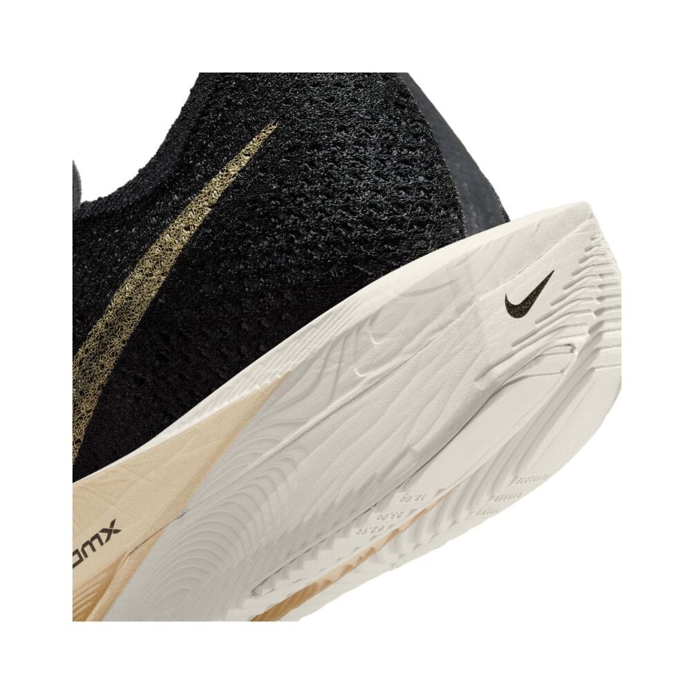 Nike Men's ZoomX Vaporfly Next% 3 - BlackToe Running#colour_black-metallic-gold