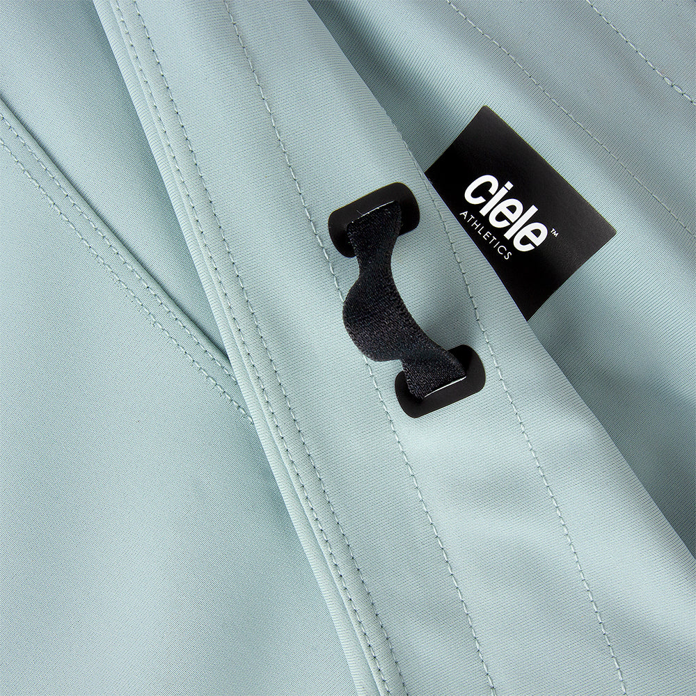 Ciele Women's FSTTight 7" Short - BlackToe Running#colour_sterling-blue